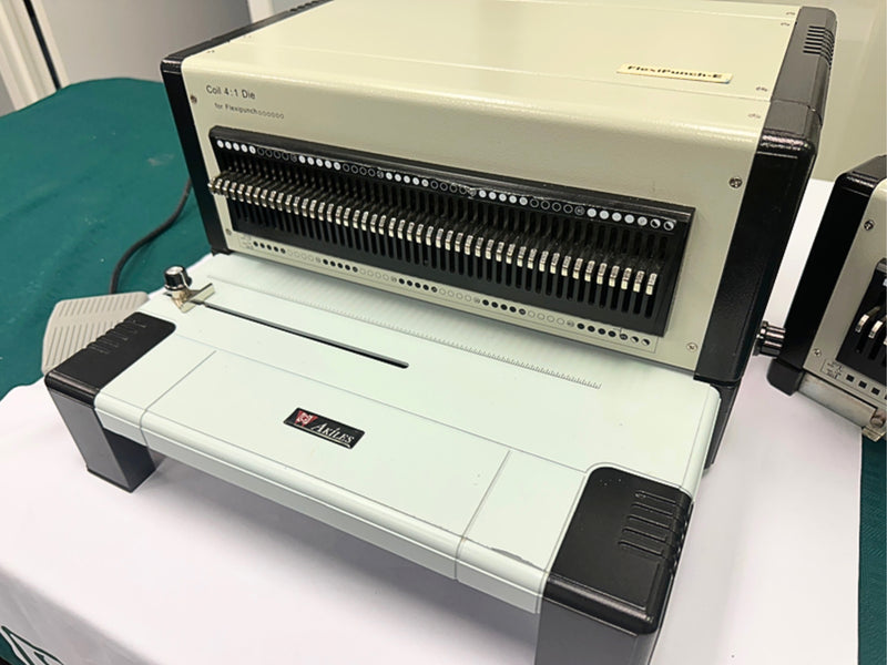 Reconditioned Akiles Flexi Punch E with 4:1 Coil and 3:1 Wire Die