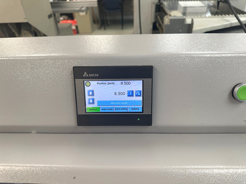 Reconditioned Grafcut G52 20.5” Electric Paper Cutter With Side Tables