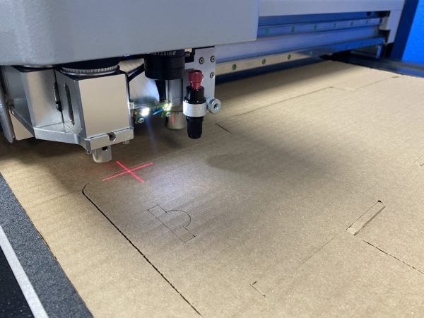 Duplo DPC - 600 Digital Die Cutter - Printfinishing