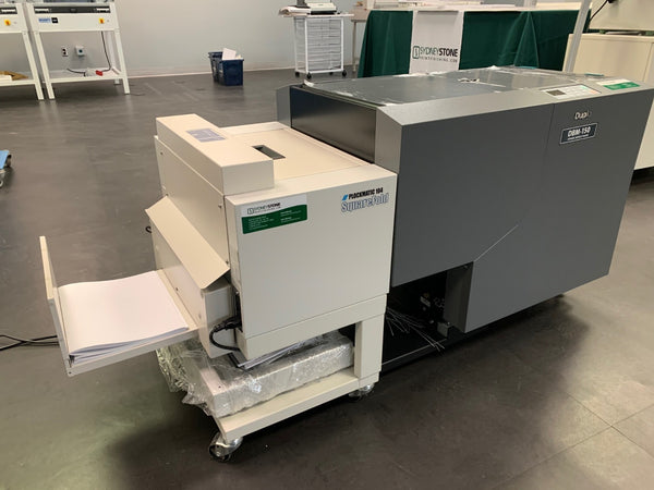 Morgana 104 Square fold on stand